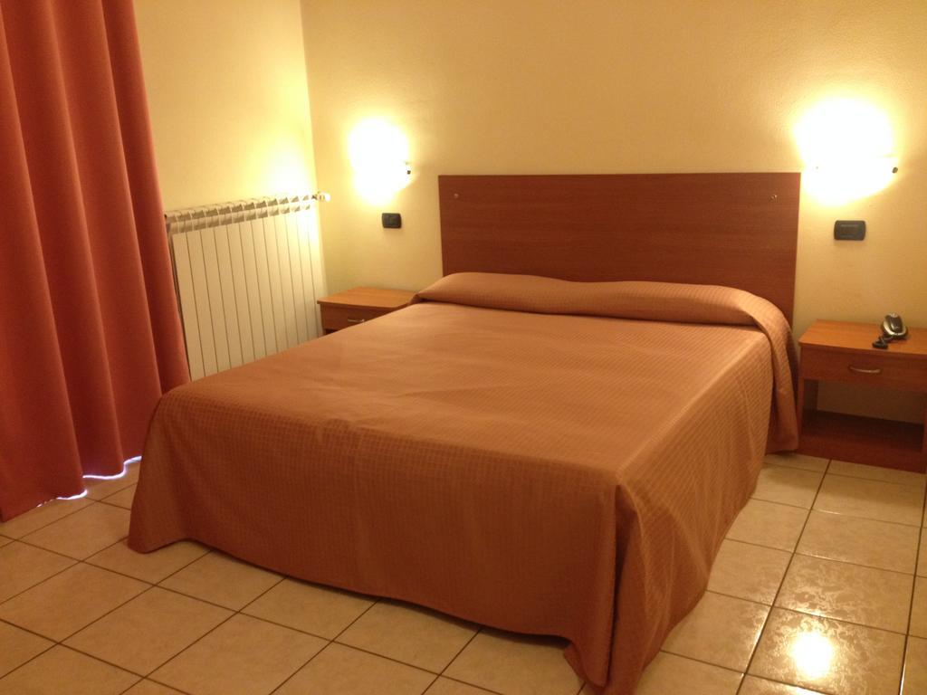 Hotel Belforte Varese Room photo